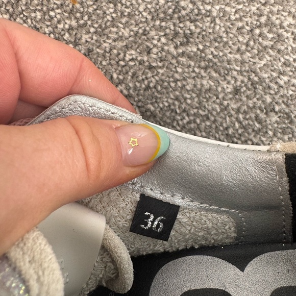 P448 Cream with Rose and Silver Trims Shoes Made in Italy Size 36 - Picture 11 of 13